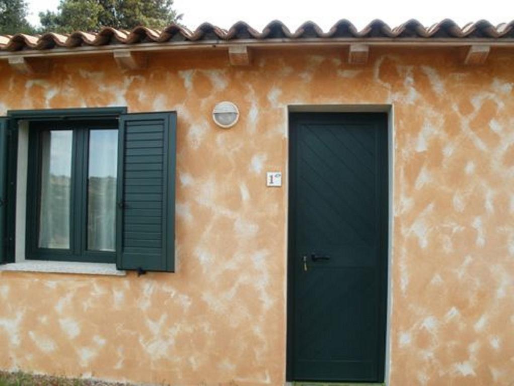 Farm Stay Gli Oleandri Loiri Porto San Paolo Exterior foto